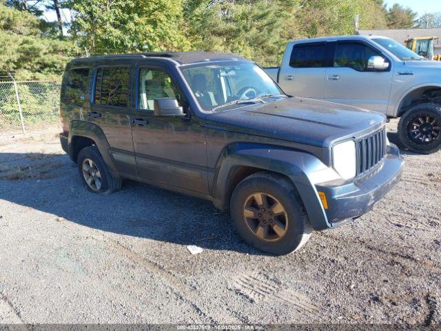  Salvage Jeep Liberty