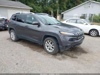  Salvage Jeep Cherokee