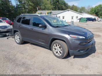  Salvage Jeep Cherokee