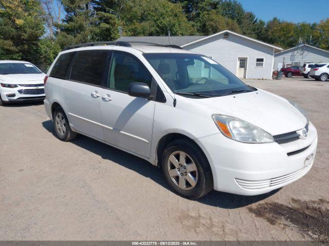  Salvage Toyota Sienna