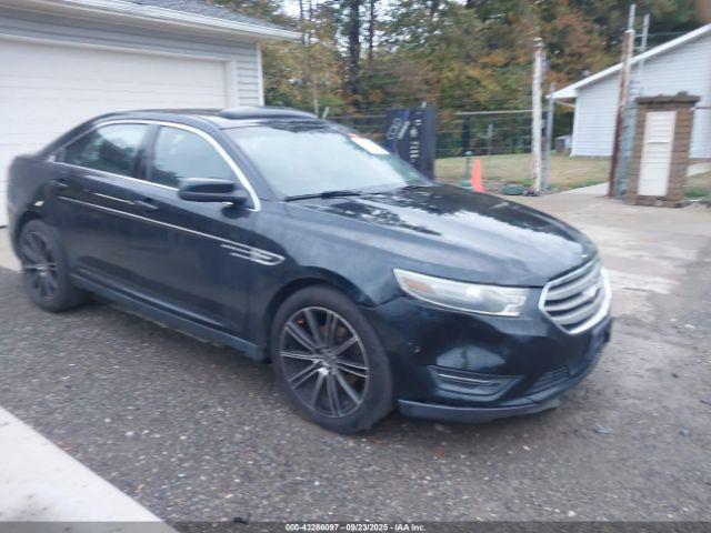  Salvage Ford Taurus
