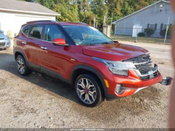  Salvage Kia Seltos