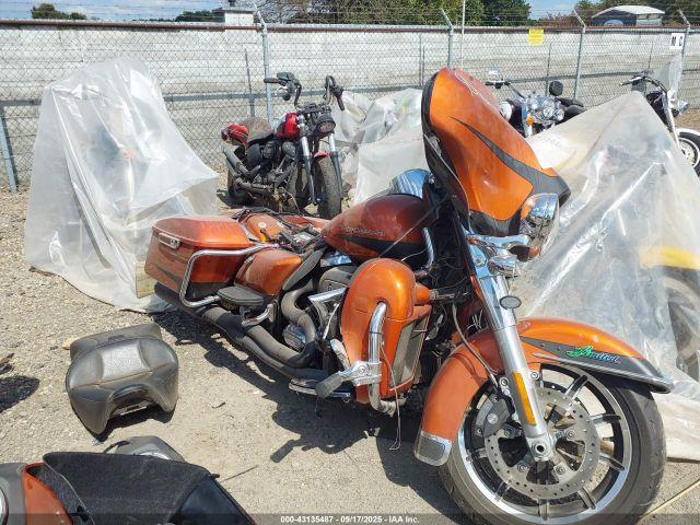  Salvage Harley-Davidson Flhtk