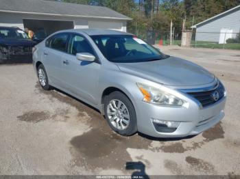  Salvage Nissan Altima