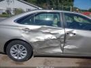 Toyota Camry Le Image 5