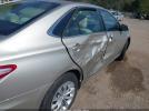 Toyota Camry Le Image 13