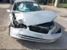 Toyota Camry Le Image 3