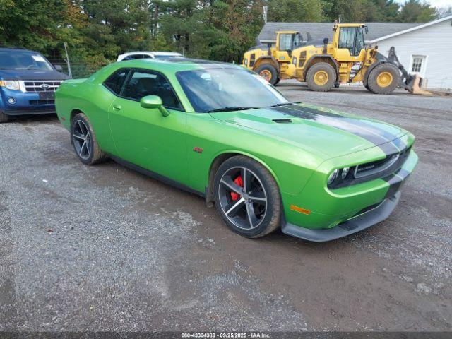  Salvage Dodge Challenger