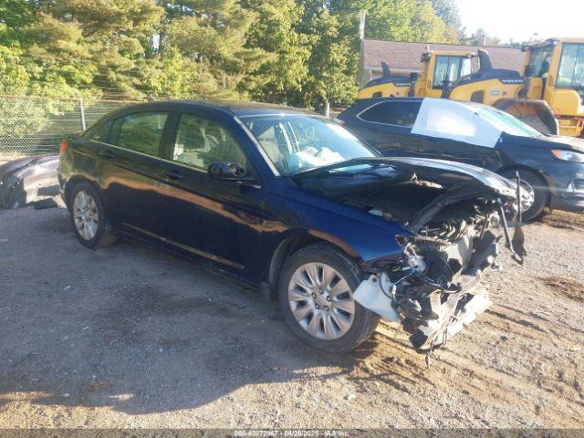  Salvage Chrysler 200