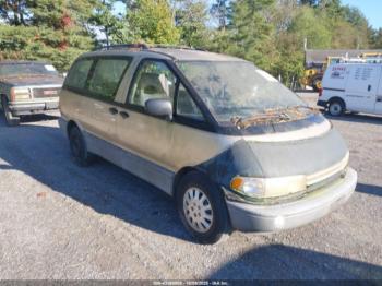  Salvage Toyota Previa