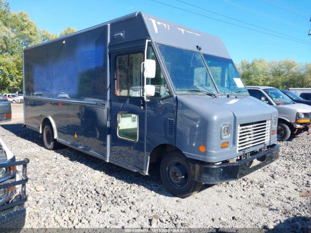  Salvage Ford E-450