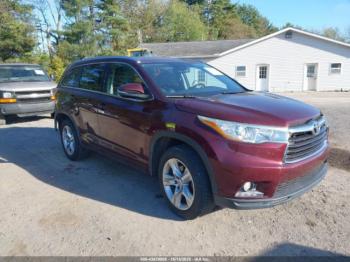  Salvage Toyota Highlander