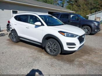  Salvage Hyundai TUCSON