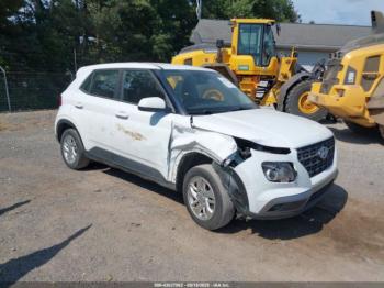  Salvage Hyundai VENUE