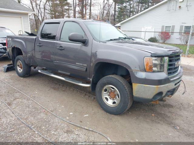  Salvage GMC Sierra 2500