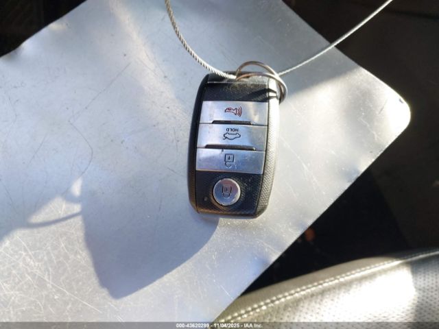 Kia Optima Sx Image 17