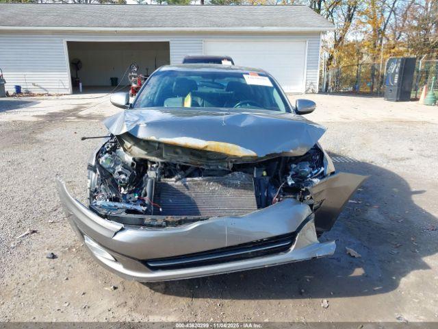 Kia Optima Sx Image 10