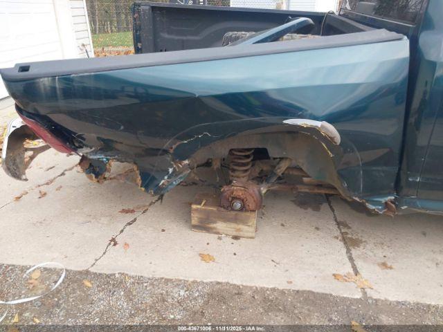 Ram 1500 Slt Image 17