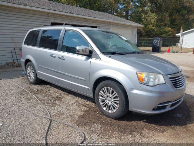  Salvage Chrysler Town & Country