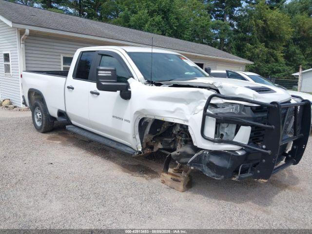  Salvage Chevrolet Silverado 2500