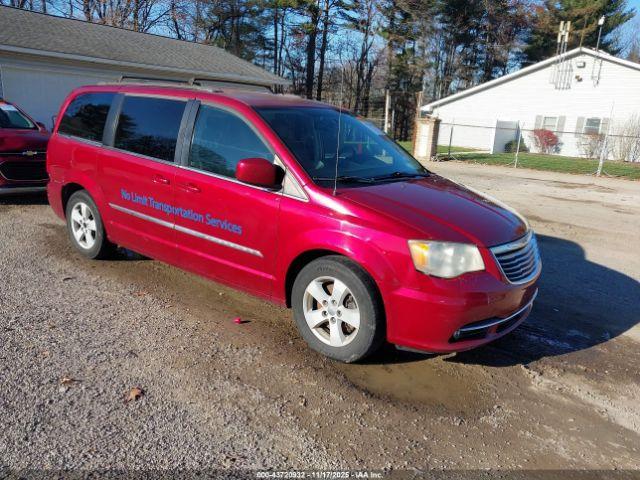  Salvage Chrysler Town & Country