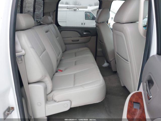 Chevrolet Silverado 1500 Ltz Image 11