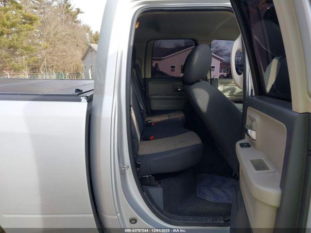 Ram 1500 Slt Image 3