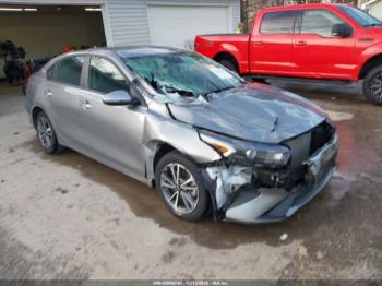  Salvage Kia Forte