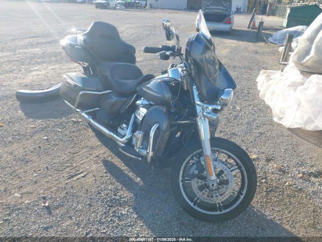  Salvage Harley-Davidson Flhtk