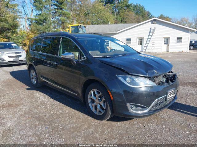  Salvage Chrysler Pacifica