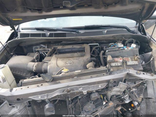 Toyota Sequoia Limited Image 10