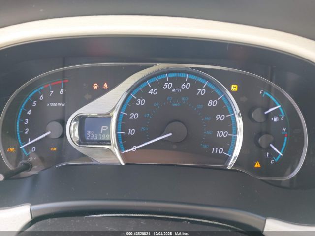 Toyota Sienna Xle V6 8 Passenger Image 5