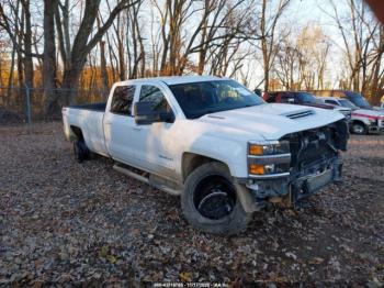  Salvage Chevrolet Silverado 2500