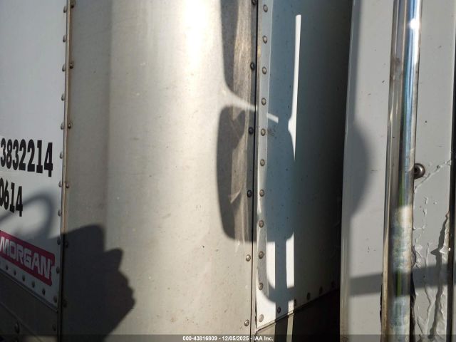 International 4000 4400 Image 4