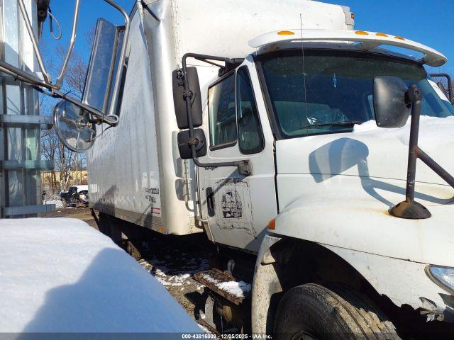 International 4000 4400 Image 8