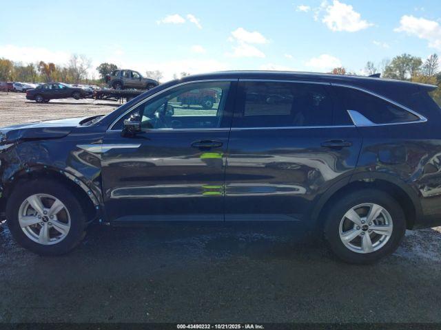 Kia Sorento Lx Image 5