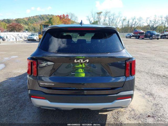 Kia Sorento Lx Image 3