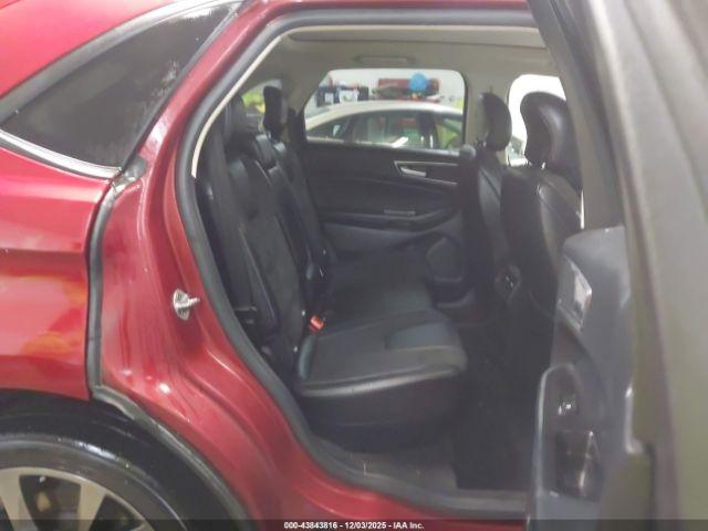 Ford Edge Sport Image 16