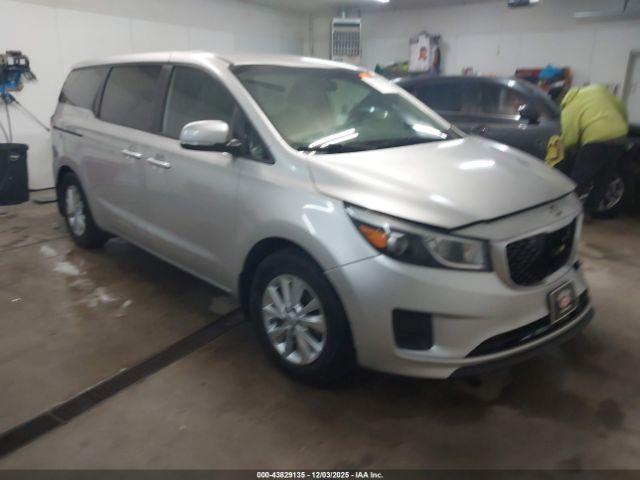  Salvage Kia Sedona