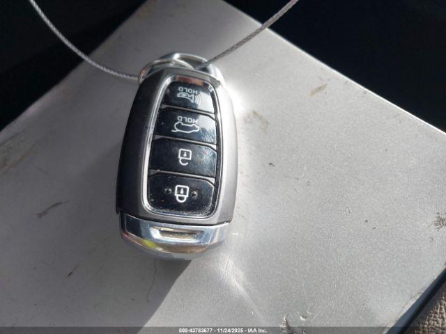 Hyundai SANTA FE Ultimate Image 16