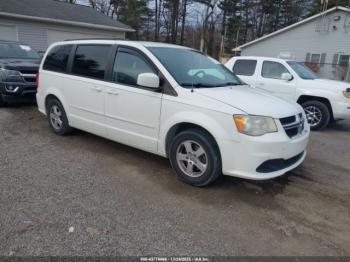  Salvage Dodge Grand Caravan