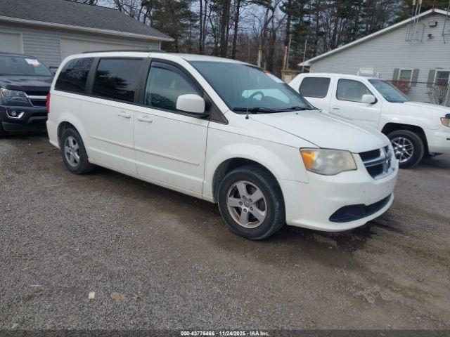  Salvage Dodge Grand Caravan
