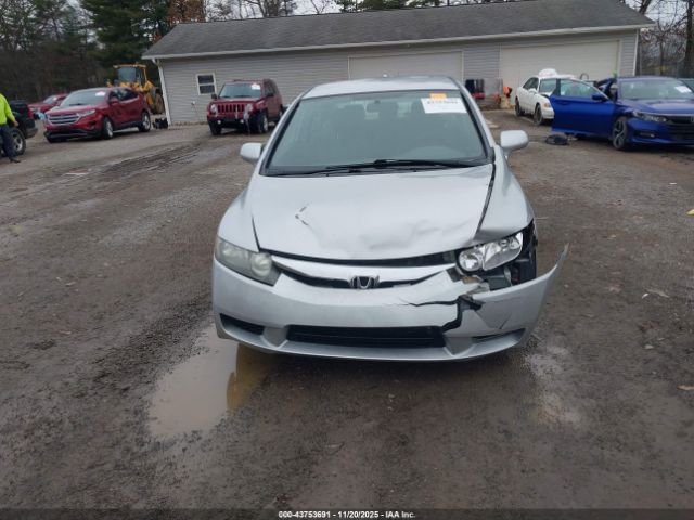 Honda Civic Lx Image 8