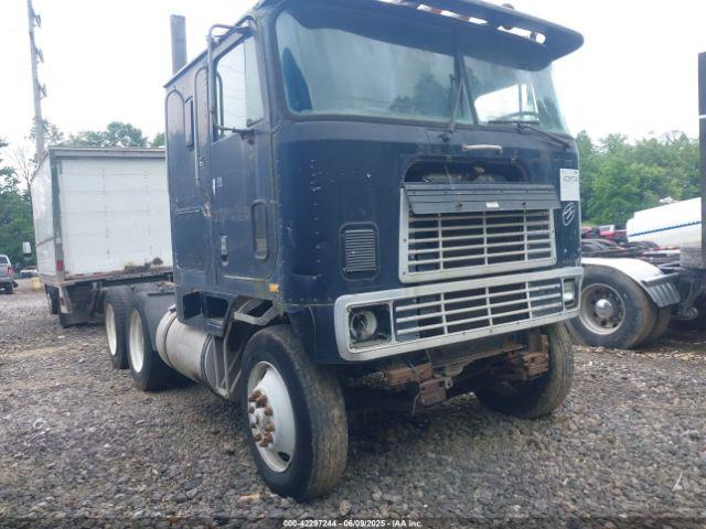  Salvage International 9670