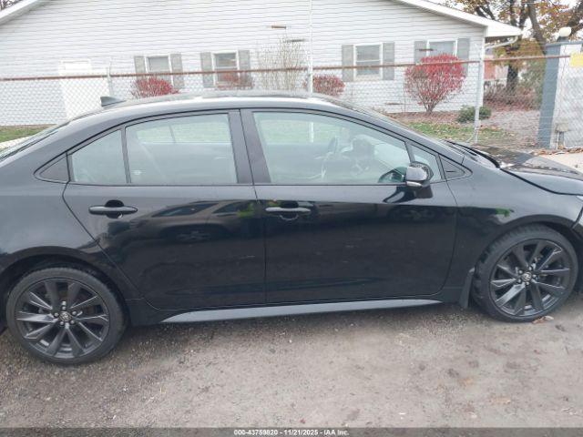 Toyota Corolla Se Image 7