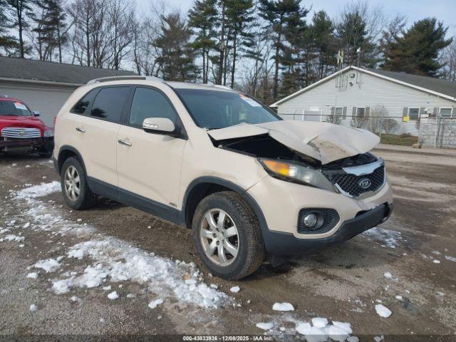  Salvage Kia Sorento