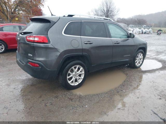 Jeep Cherokee Latitude Image 3