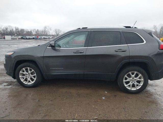 Jeep Cherokee Latitude Image 15