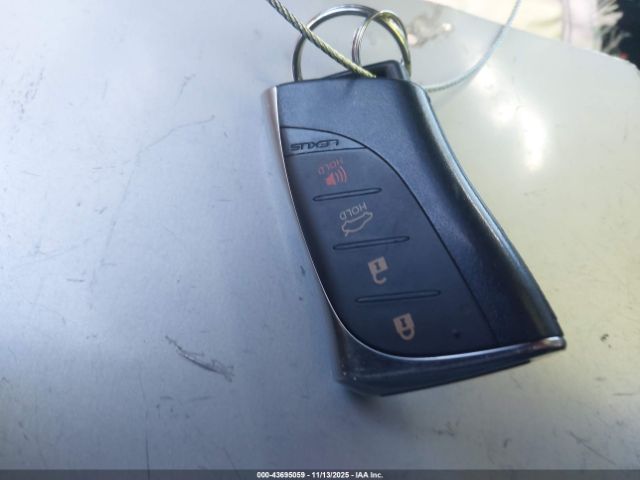 Lexus Es Ultra Luxury Image 16