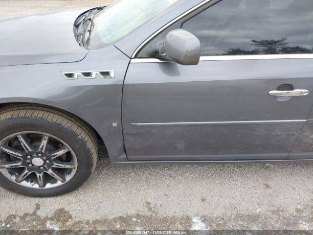 Buick Lucerne Cxl Image 6